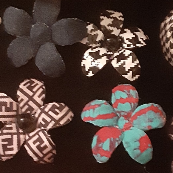 Houndstooth Accessories - Picture 11 of 16